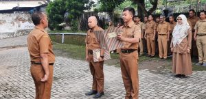 UPACARA BENDERA KADIS AJAK SELURUH PEGAWAI UNTUK SENANTIASA MENINGKATKAN KEDISIPLINAN & MENJAGA KE KOMPAKAN